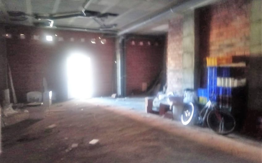 Local Comercial en Bruto Lastra Sur-Rosalía de Castro
