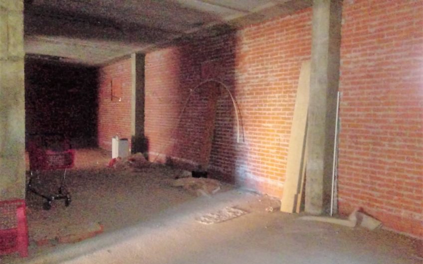 Local Comercial en Bruto Lastra Sur-Rosalía de Castro