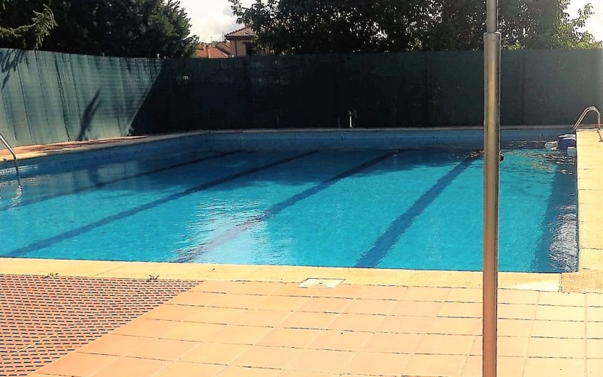 Chalet Adosado en Villarrodrigo de las Regueras