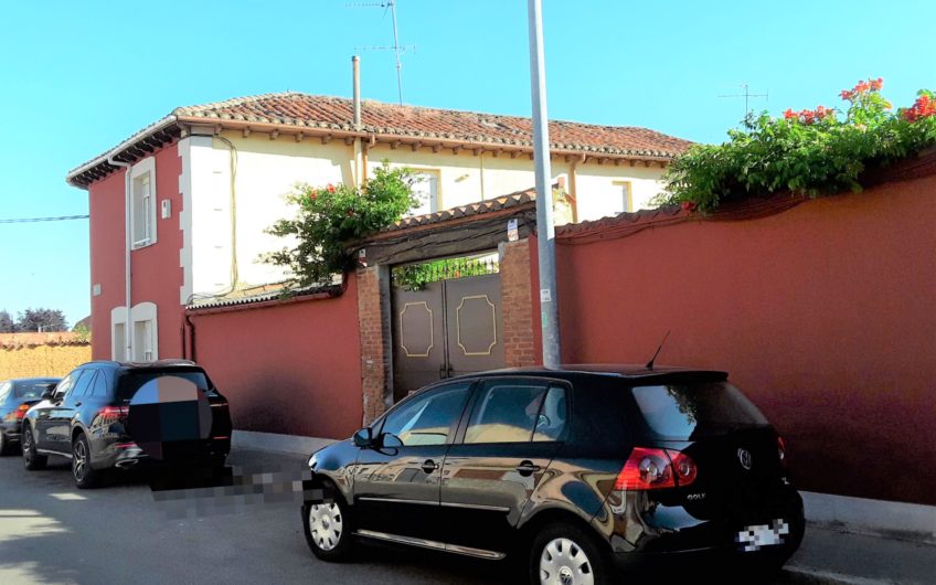 Sorprendente Casa en León.