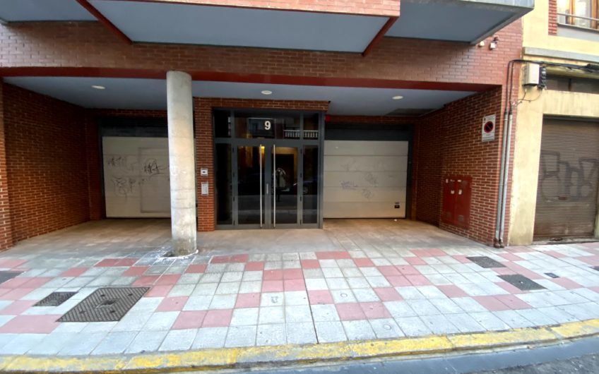 Apartamento  amueblado para entrar en el Centro de León