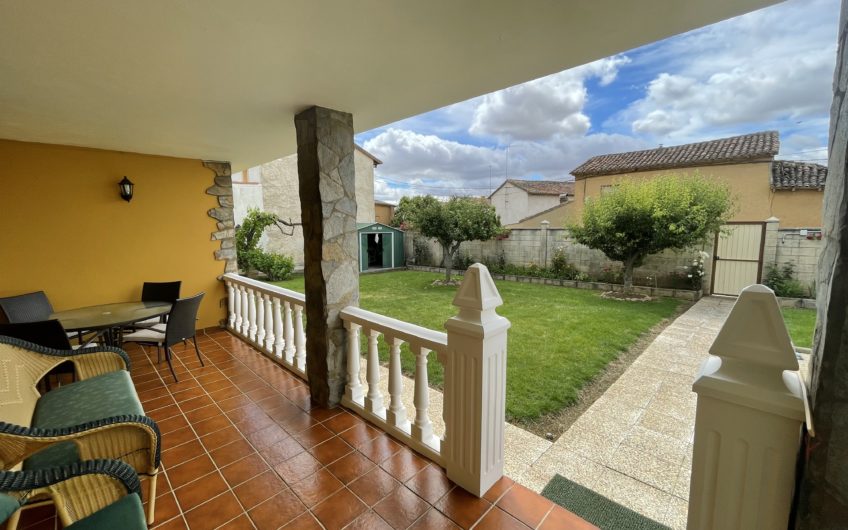 Chalet Independiente equipado en Sahélices del Río
