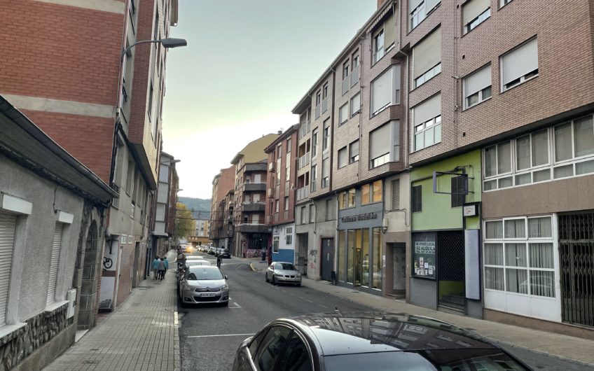 Piso en calle San Genadio en Ponferrada