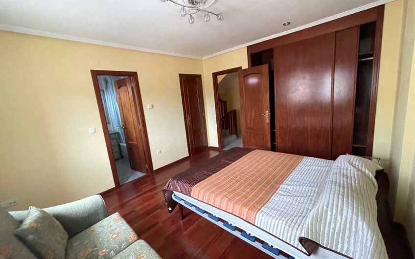 Chalet en zona Espacio León