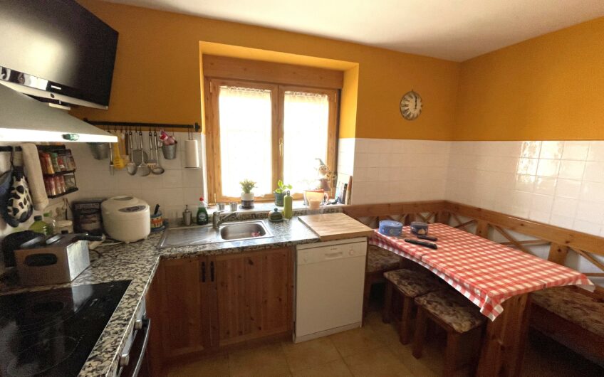 Casa en Villaquilambre con jardín