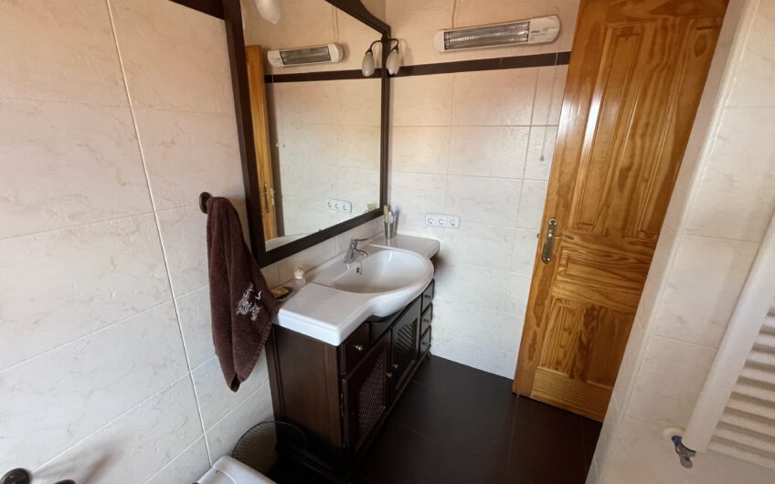 Casa en Villaquilambre con jardín