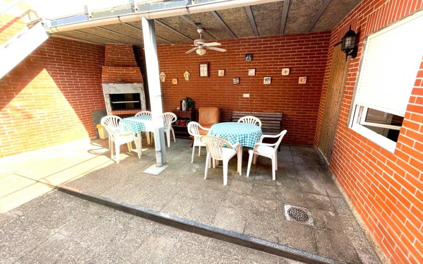 Casa  para entrar con Patio en Matalobos del Páramo