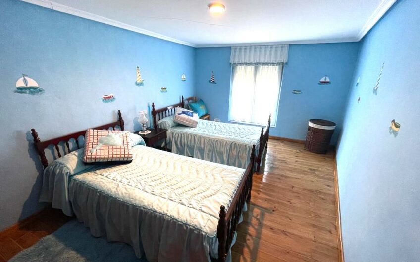 Casa  para entrar con Patio en Matalobos del Páramo