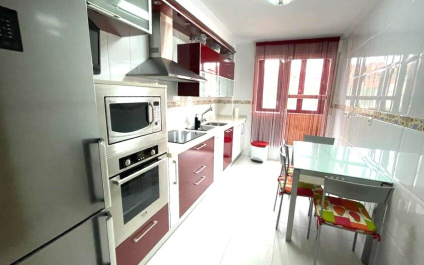 Apartamento Amueblado en La Veguina con Garaje y Trastero