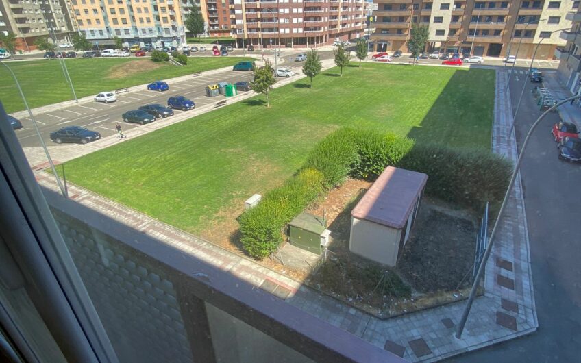 Piso a Estrenar en el Polígono La Torre.