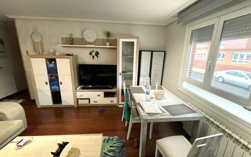 Apartamento con garaje y trastero, en Villaobispo de las Regueras