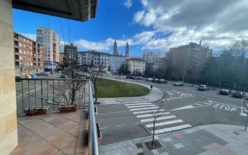 Principio de Eras de Renueva Pisazo Equipado
