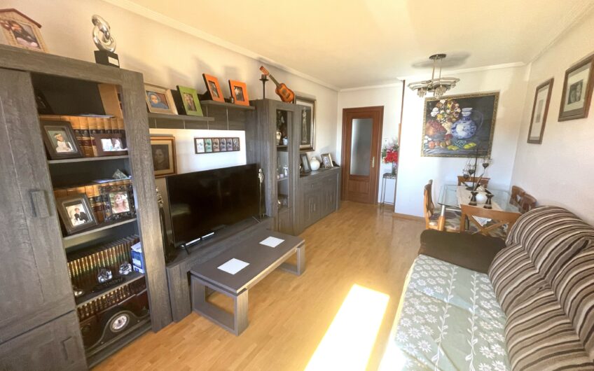 Apartamento en Eras de Renueva, avenida Reyes Leoneses
