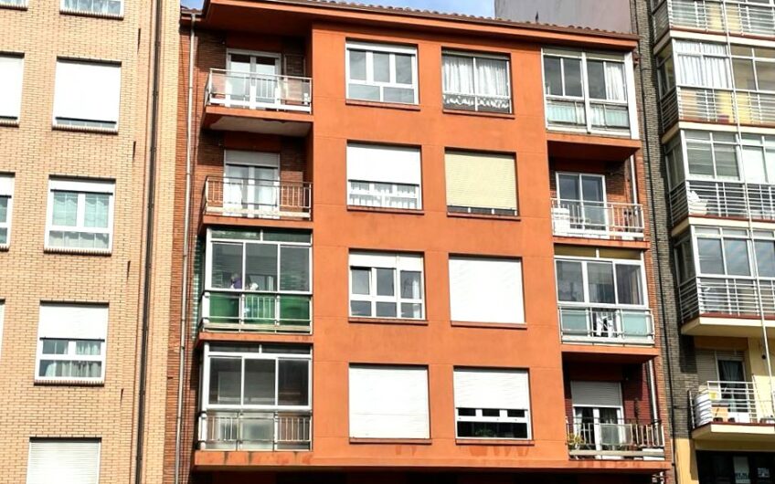 Piso en la Avenida Fernández Ladreda a un paso del Corte Inglés