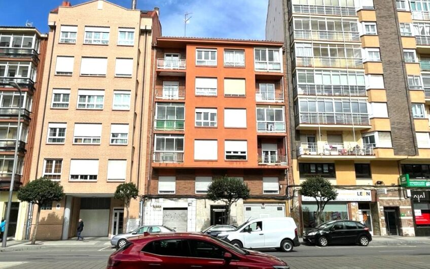 Piso en la Avenida Fernández Ladreda a un paso del Corte Inglés