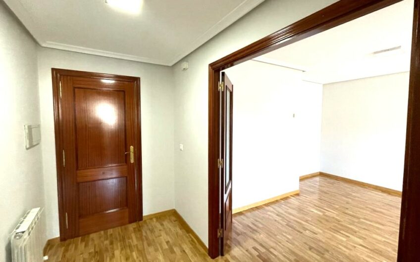 Impecable Apartamento en La Virgen del Camino