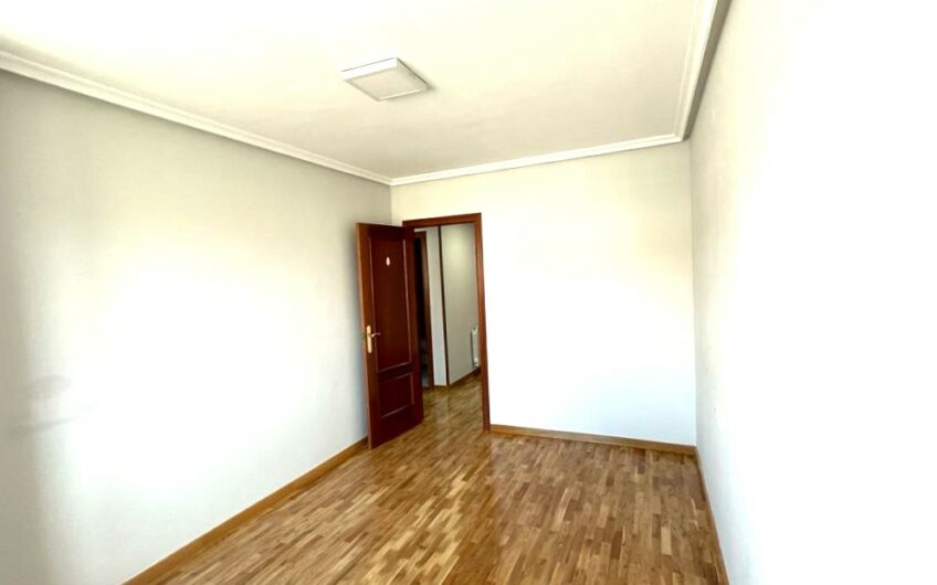Impecable Apartamento en La Virgen del Camino