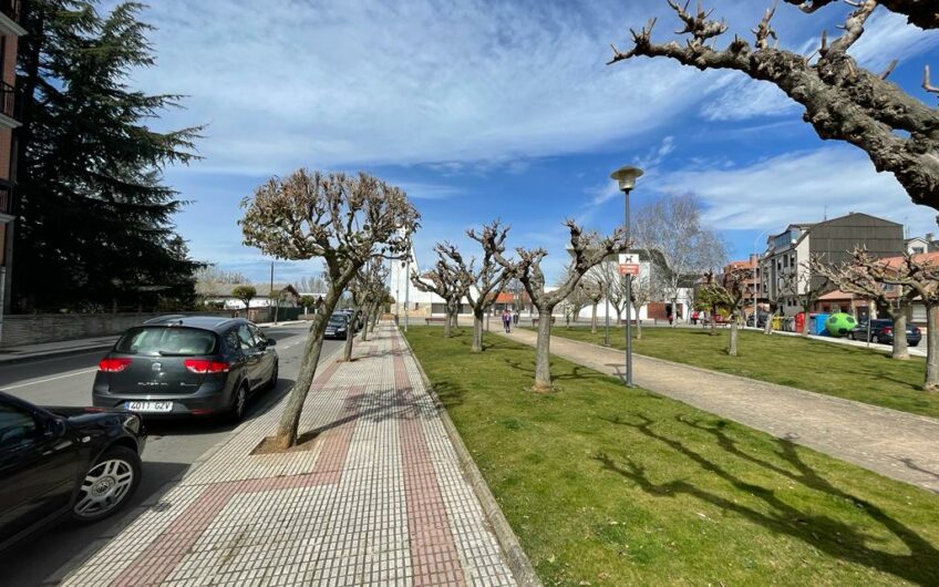Impecable Apartamento en La Virgen del Camino