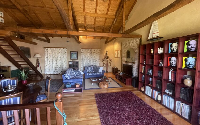 Casa Unifamiliar Singular en la zona de Villasabariego.