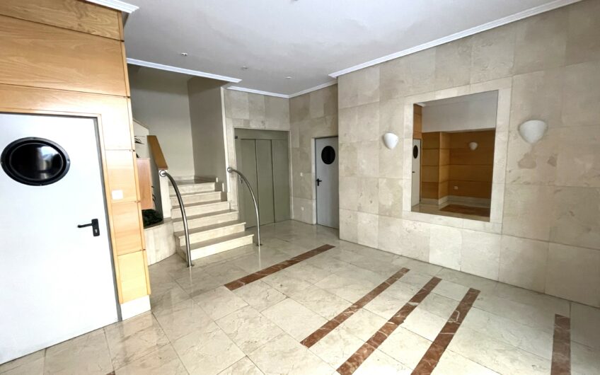 Piso en el Centro Amueblado con Garaje