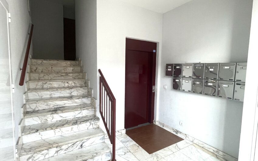 Apartamento con ascensor, garaje y trastero en Villarrodrigo de las Regueras.