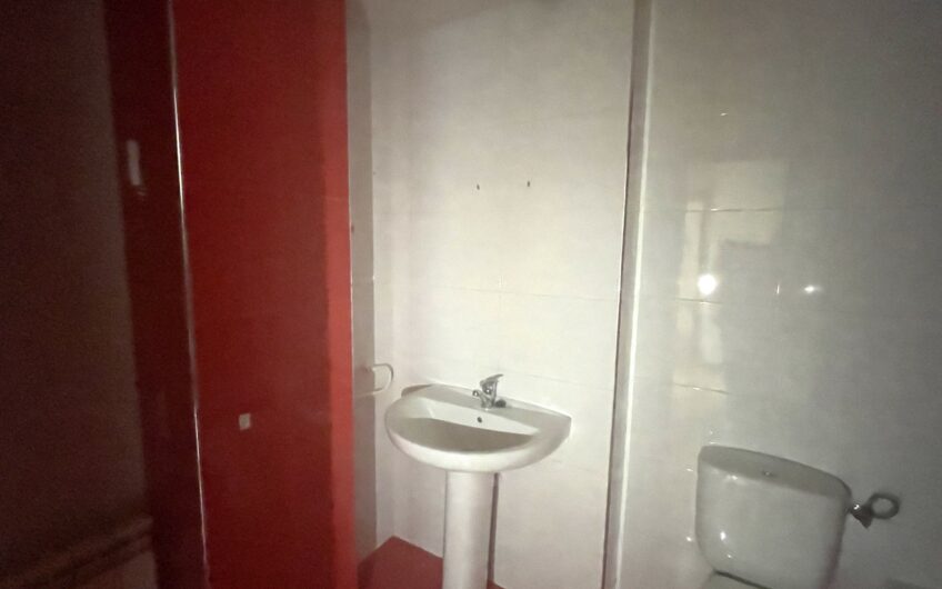 Apartamento con ascensor, garaje y trastero en Villarrodrigo de las Regueras.
