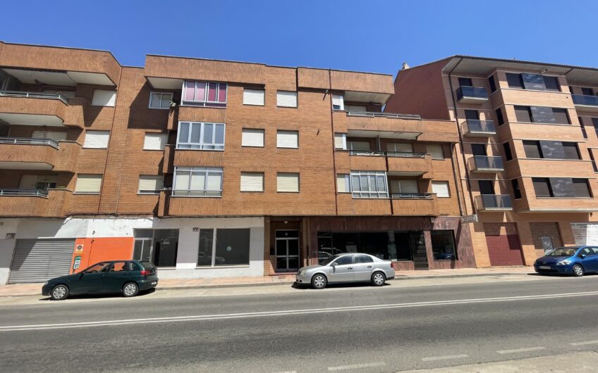 Piso para Reformar Integralmente.