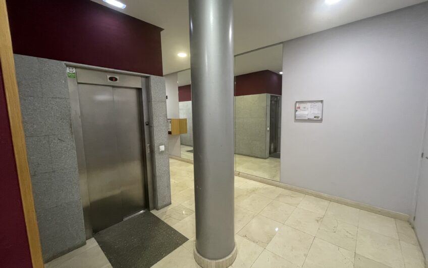 Piso junto al Centro Comercial Espacio León