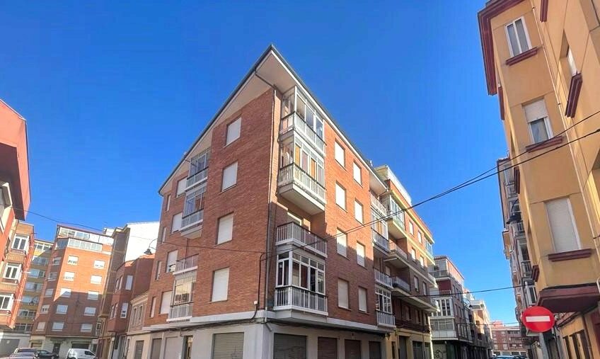 Piso para reformar en San Mamés