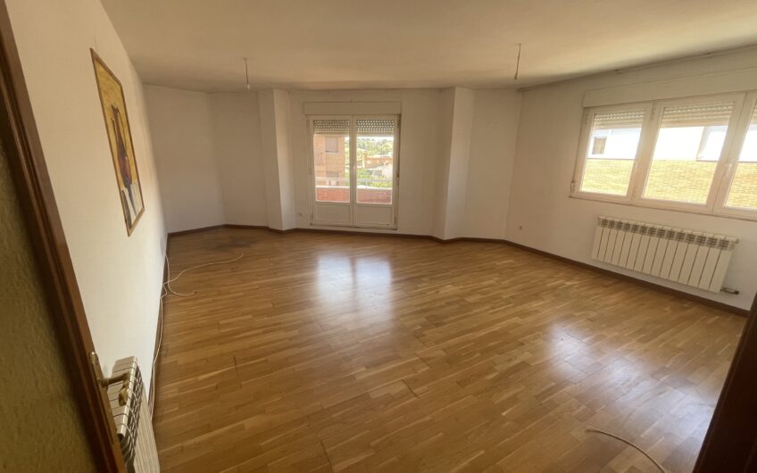 Apartamento en Trobajo del Camino