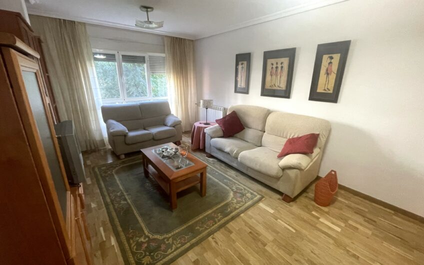 Apartamento Amueblado en La Palomera