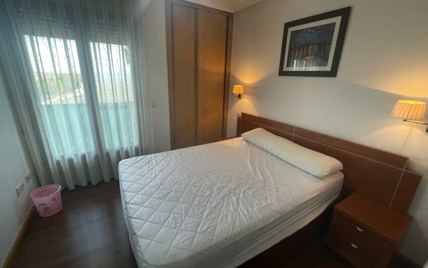Apartamento Amueblado frente el Hospital de León