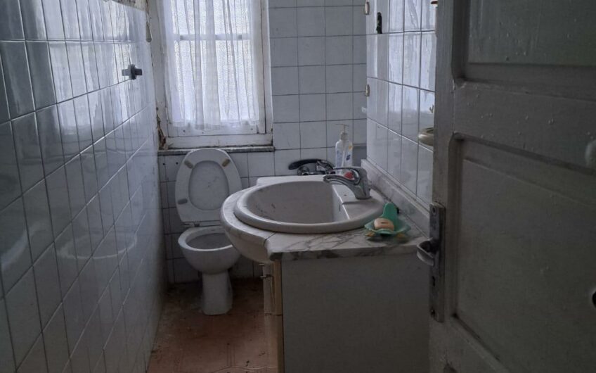 Edificio para reformar zona Crucero