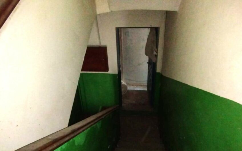 Edificio para reformar zona Crucero