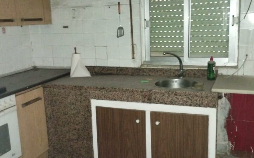 Edificio para reformar zona Crucero