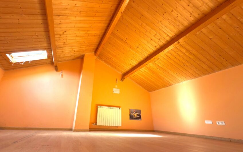 Chalet Adosado en San Miguel del Camino