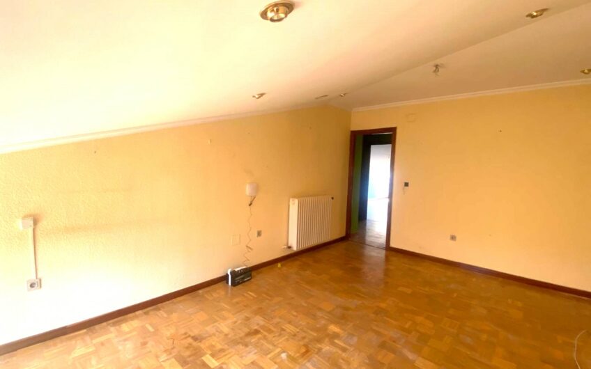 Apartamento Abuhardillado en La Virgen del Camino