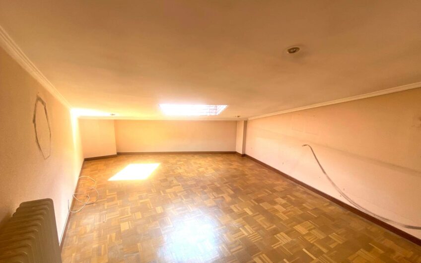 Apartamento Abuhardillado en La Virgen del Camino