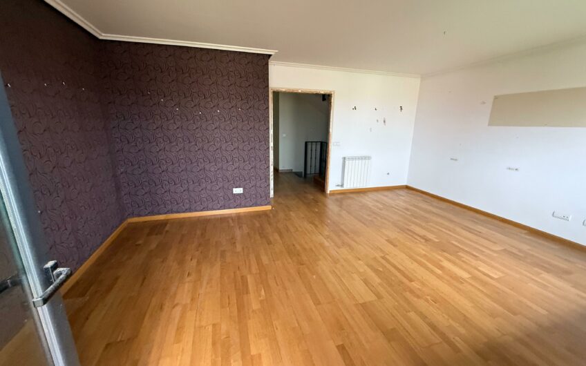 Chalet Adosado en San Miguel del Camino