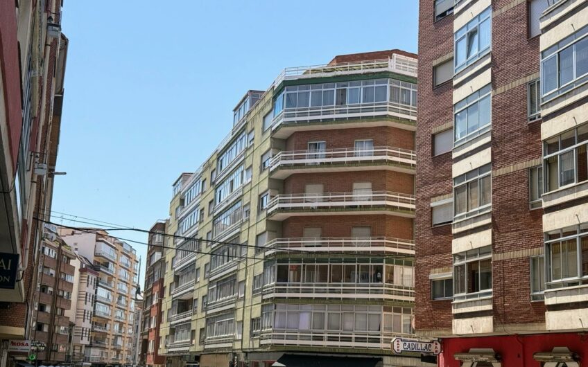 Piso en venta calle Cantareros