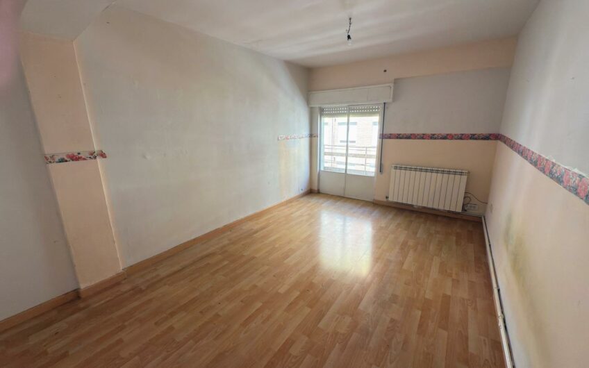 Piso en venta calle Cantareros