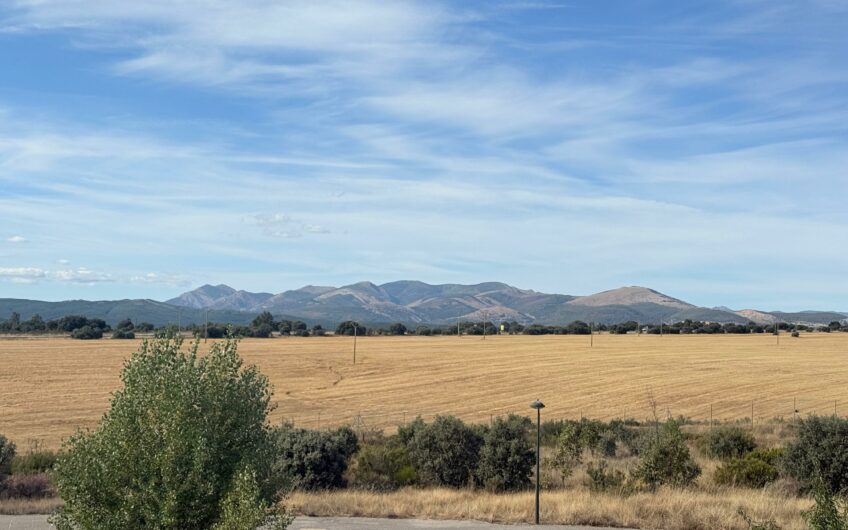 Chalet Adosado en Estrella De Izar