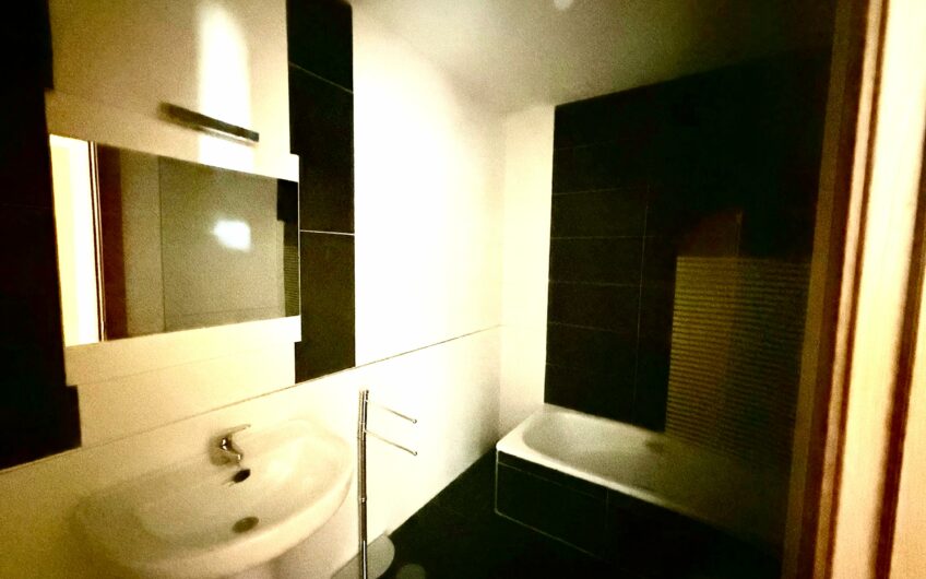 Chalet Adosado en Estrella De Izar