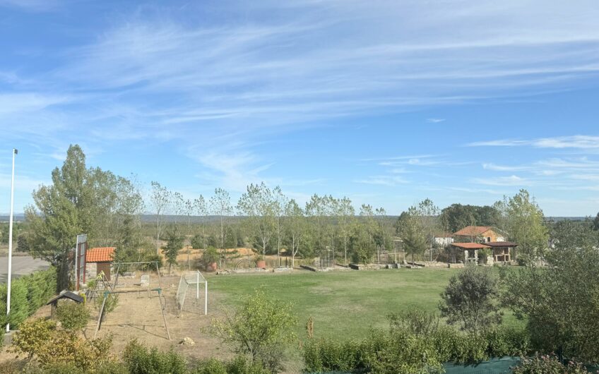 Chalet Adosado en Estrella De Izar