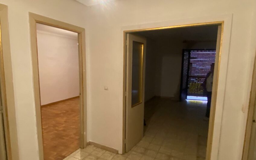 Piso junto a la Catedral