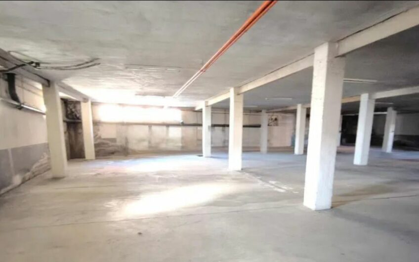 Nave Industrial en Navatejera