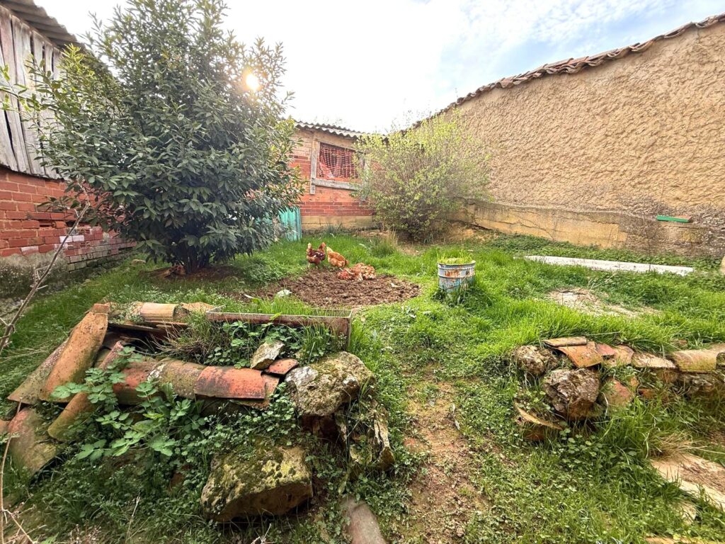 Casa para reformar en zona Gradefes