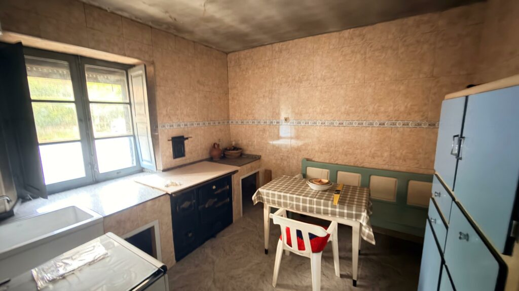 Casa con Patio en Robles