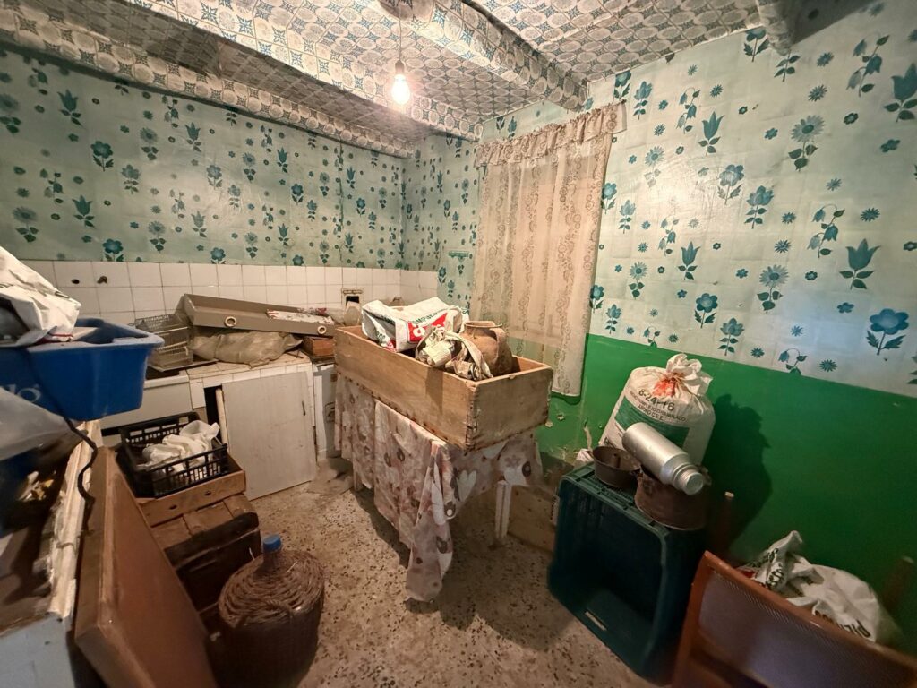 Casa para reformar en zona Gradefes